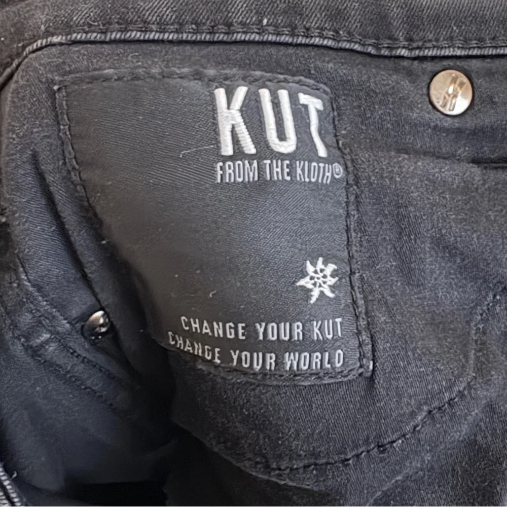 Kut from Kloth Skinny Straight Stretch Cuffed Black Denim Jeans Women’s Size 10 - Picture 7 of 9